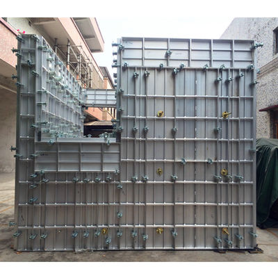 Un bon prix. Système de coffrage modulaire en aluminium pour la construction de murs d'une épaisseur de 4 mm en ligne